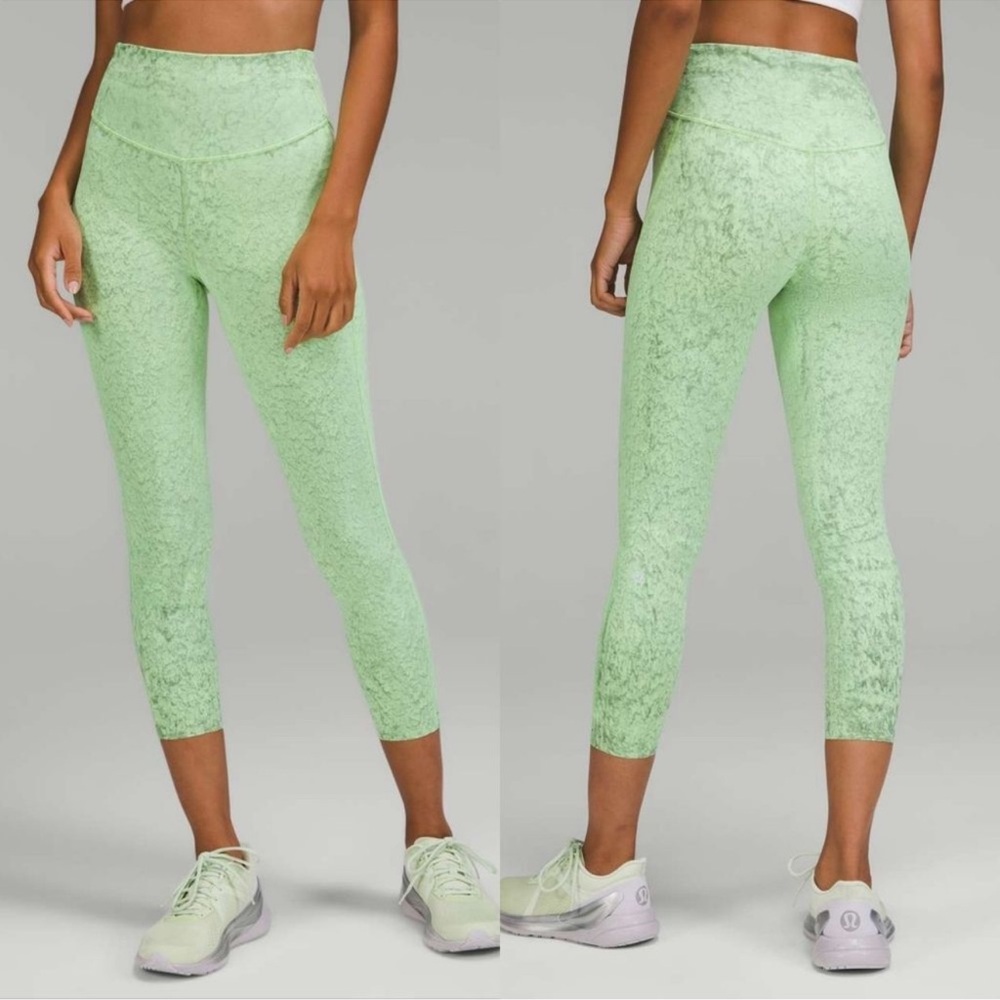 Lululemon Base Pace HR Crop 25” leggings size 8, City Grit green multi
